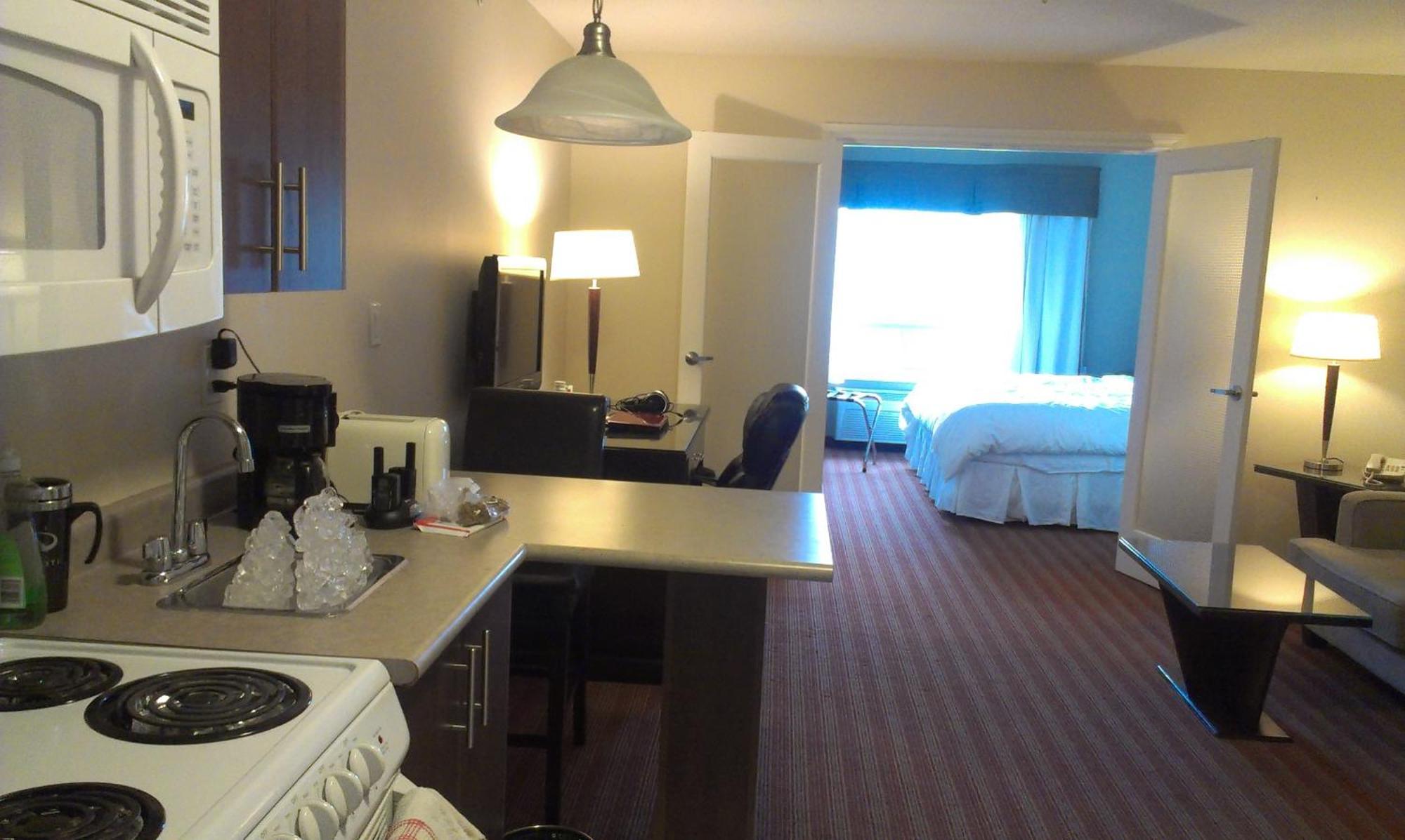 Sigma Inn & Suites Hudson'S Hope Hudsons Hope Экстерьер фото