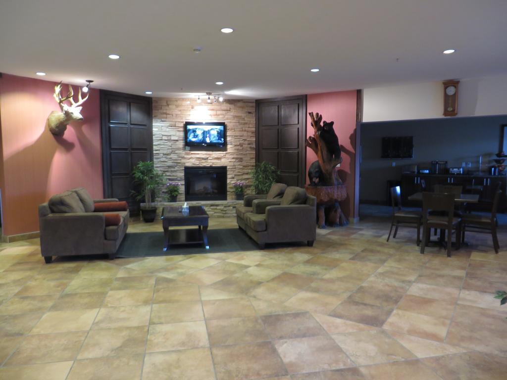 Sigma Inn & Suites Hudson'S Hope Hudsons Hope Экстерьер фото
