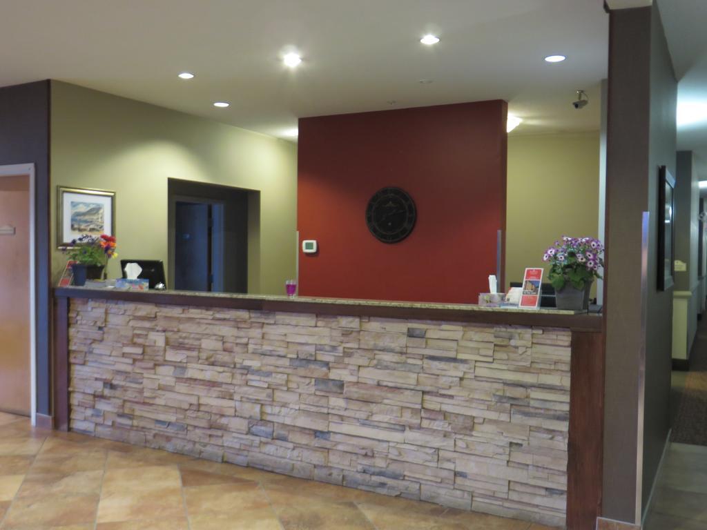 Sigma Inn & Suites Hudson'S Hope Hudsons Hope Экстерьер фото