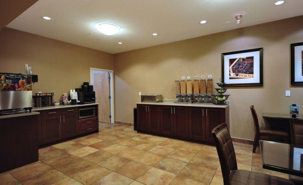 Sigma Inn & Suites Hudson'S Hope Hudsons Hope Экстерьер фото