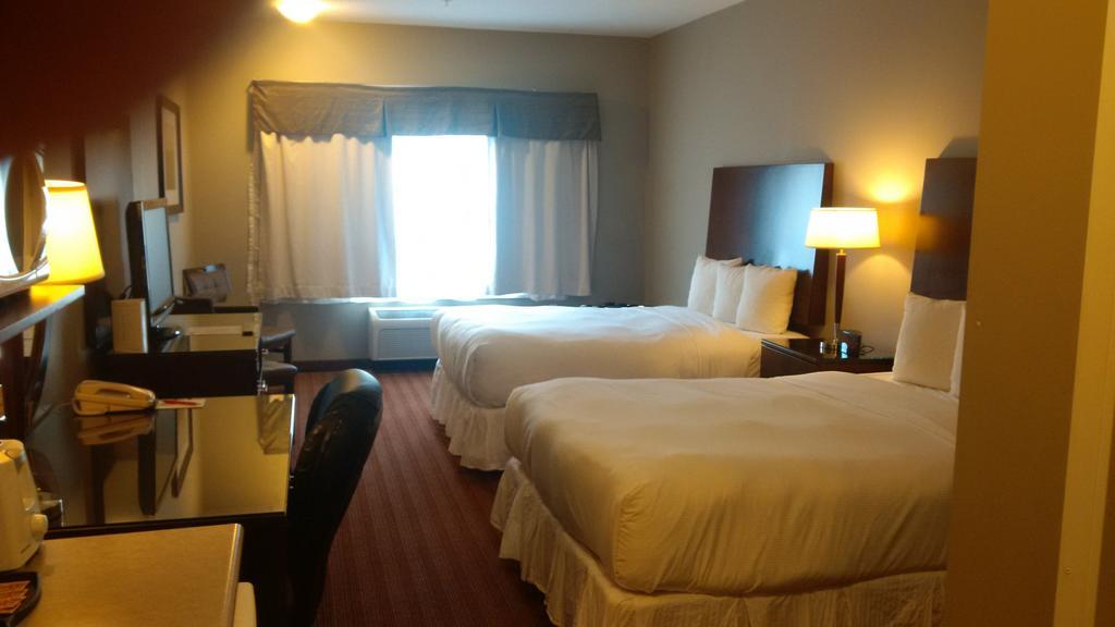 Sigma Inn & Suites Hudson'S Hope Hudsons Hope Экстерьер фото