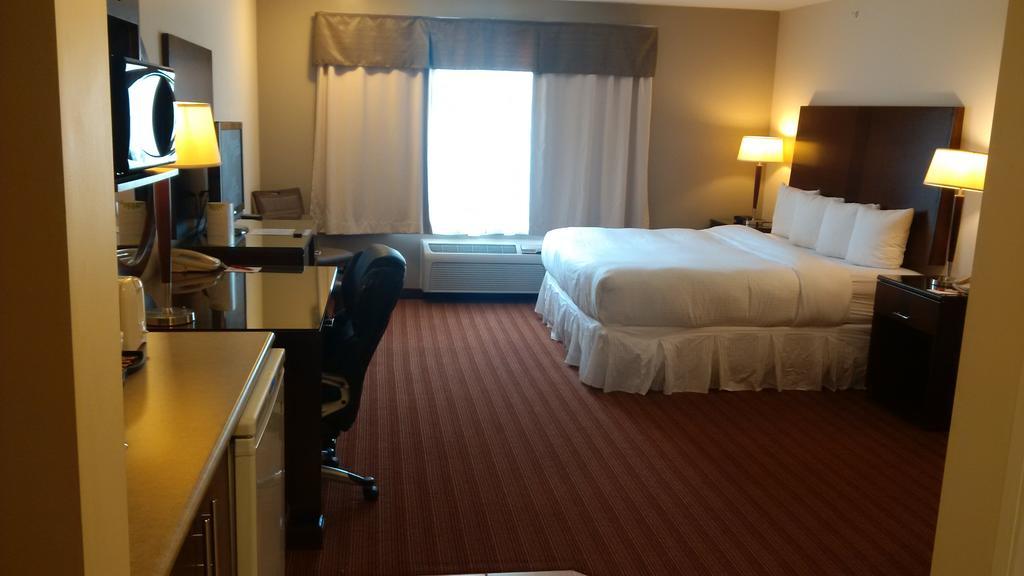 Sigma Inn & Suites Hudson'S Hope Hudsons Hope Экстерьер фото
